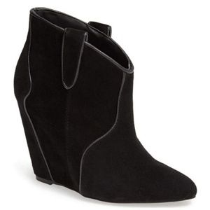 Steve Madden Sami Booties